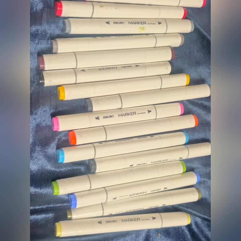 Dual Tip Art Markers Set image 2